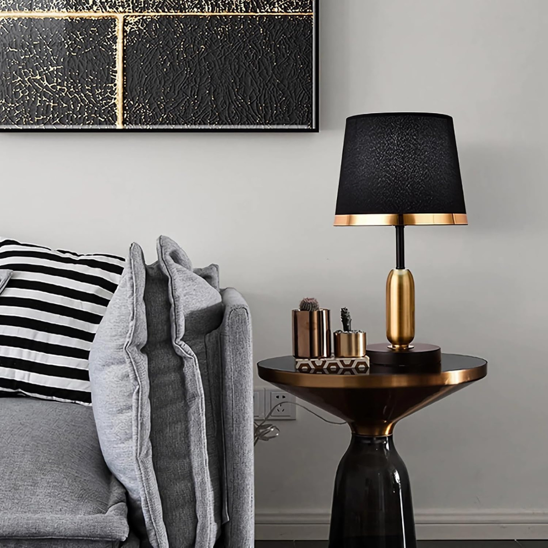 Vintage Black and Gold Table Lamp
