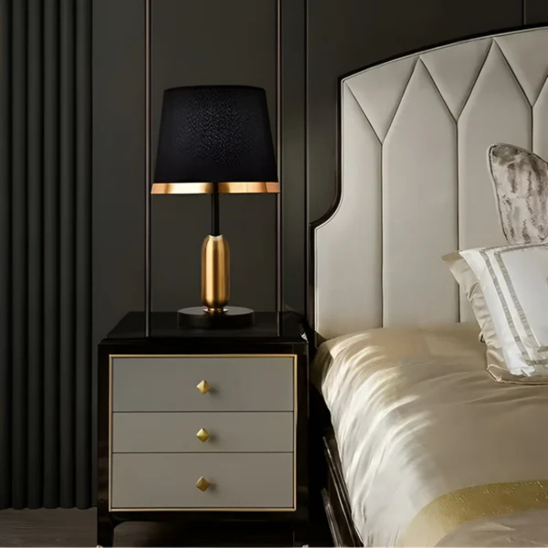 Vintage Black and Gold Table Lamp