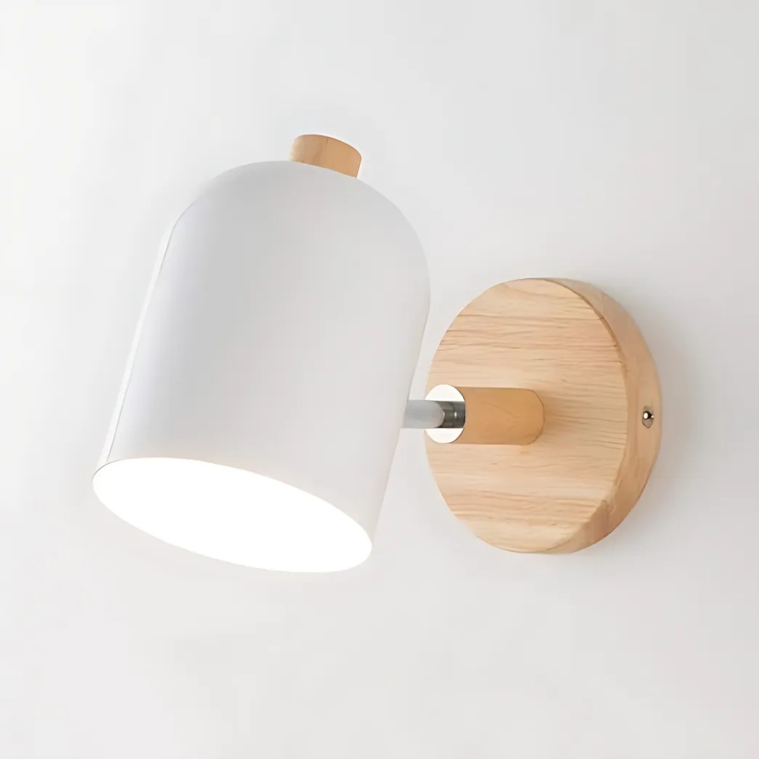 Drelis Wooden Wall Lamp