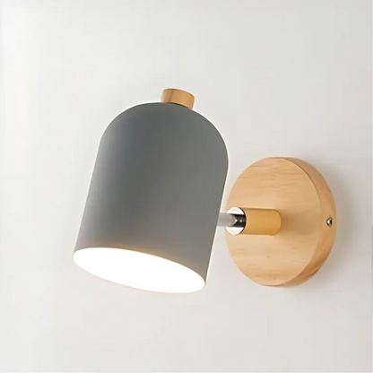 Drelis Wooden Wall Lamp