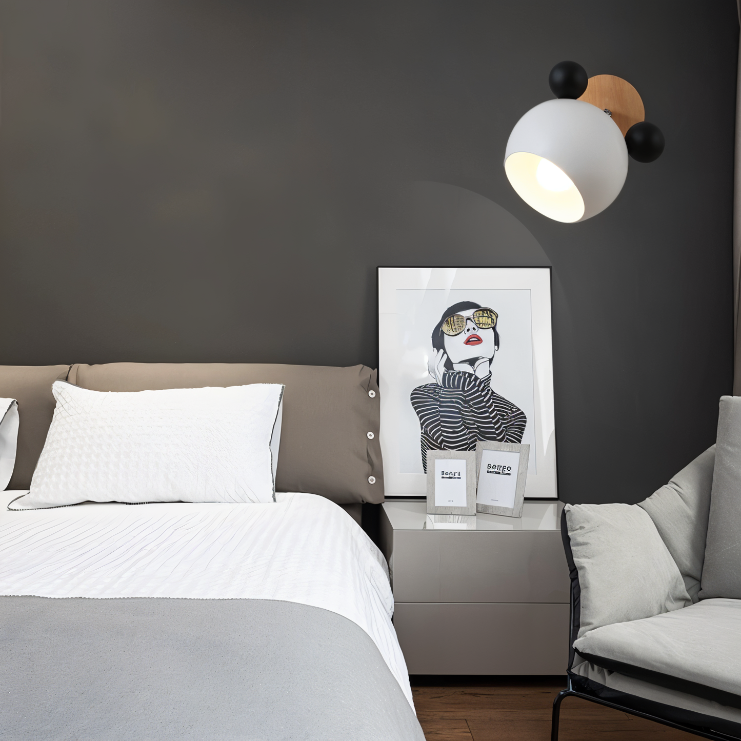 FlashMouse Rotatable Wall Lamp