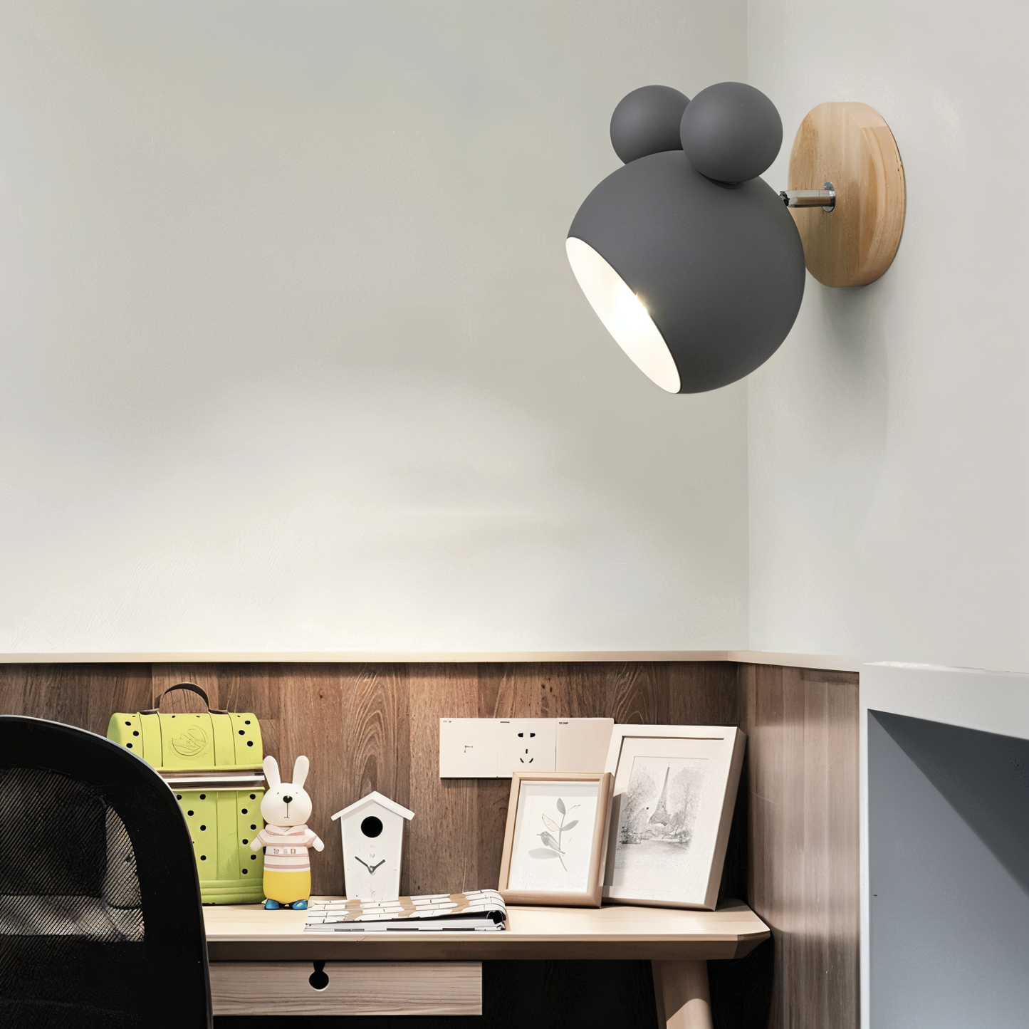 FlashMouse Rotatable Wall Lamp