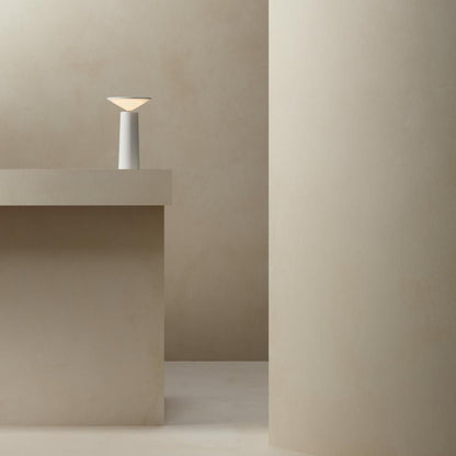 Aurora Libra Cordless Table Lamp